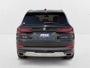 Usado 2022 B M W X5 xDrive 40i AWD tanto izquierda como derecha - Product Image 3