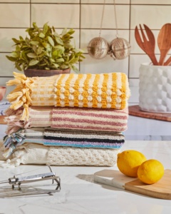 Pompom Turkish <b>Hand</b> <b>Towel</b> Handloomed Bubble Weave, 17x38 in - Product Image 1