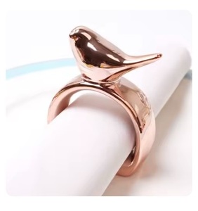 Bel anneau de serviette en métal accessoire de table fait à la main parfait pour la fête de mariage maison cuisine et événement utilisation vente chaude - Product Image 3