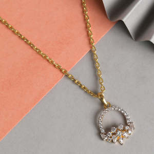Collar con Colgante Tica de Plata de Ley 925 CLARA, Diseño Geométrico de Flor, Rodio, Moderno, para Compromiso, con Zirconia - Product Image 2