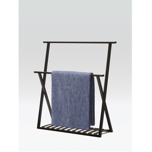 Porte-serviettes en aluminium Chauffe-serviettes de luxe Salle de bain Fixation murale Vente en gros Prix d'usine Porte-serviettes en aluminium noir mat bain - Product Image 3