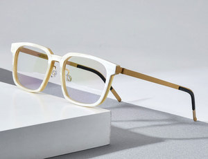 ช่างฝีมือที่แท้จริงแว่นตาเขาวัวธรรมชาติเฉดสีธรรมชาติที่น่าทึ่งพร้อมการประยุกต์ใช้สำหรับการยกกระชับใบหน้า - Product Image 5