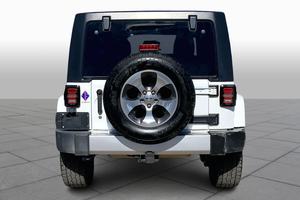 Jeep Wrangler JK Unlimited Sahara 4WD 4 Puertas SUV 2018 Seminuevo - Product Image 4