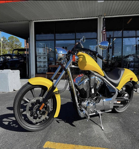 Motocicleta Cruiser F-ury 1312cc 2025 Nueva, Modelo Estándar, Color Amarillo Inteligente - Product Image 1