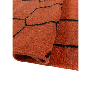 พรมขนสัตว์ทำมืออินดัสบาร์ สีแดงส้ม ทอลายเรียบ ลายทางเรขาคณิต สำหรับบ้าน รูปทรงสี่เหลี่ยมผืนผ้า ห้องโถง ห้องนั่งเล่น Dwrm-117 - Product Image 2