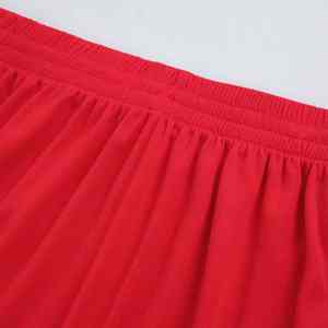 Ensemble de maillot de basket respirant en sublimation, conçu en polyester léger et durable pour un confort supérieur - Product Image 6