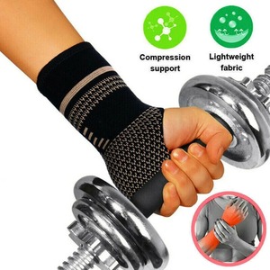 Protector de muñeca de gimnasio bajo OEM, muñequera de compresión personalizada, muñequera tejida, culturismo, Mangas de brazo deportivas, Palma de Fitness - Product Image 4