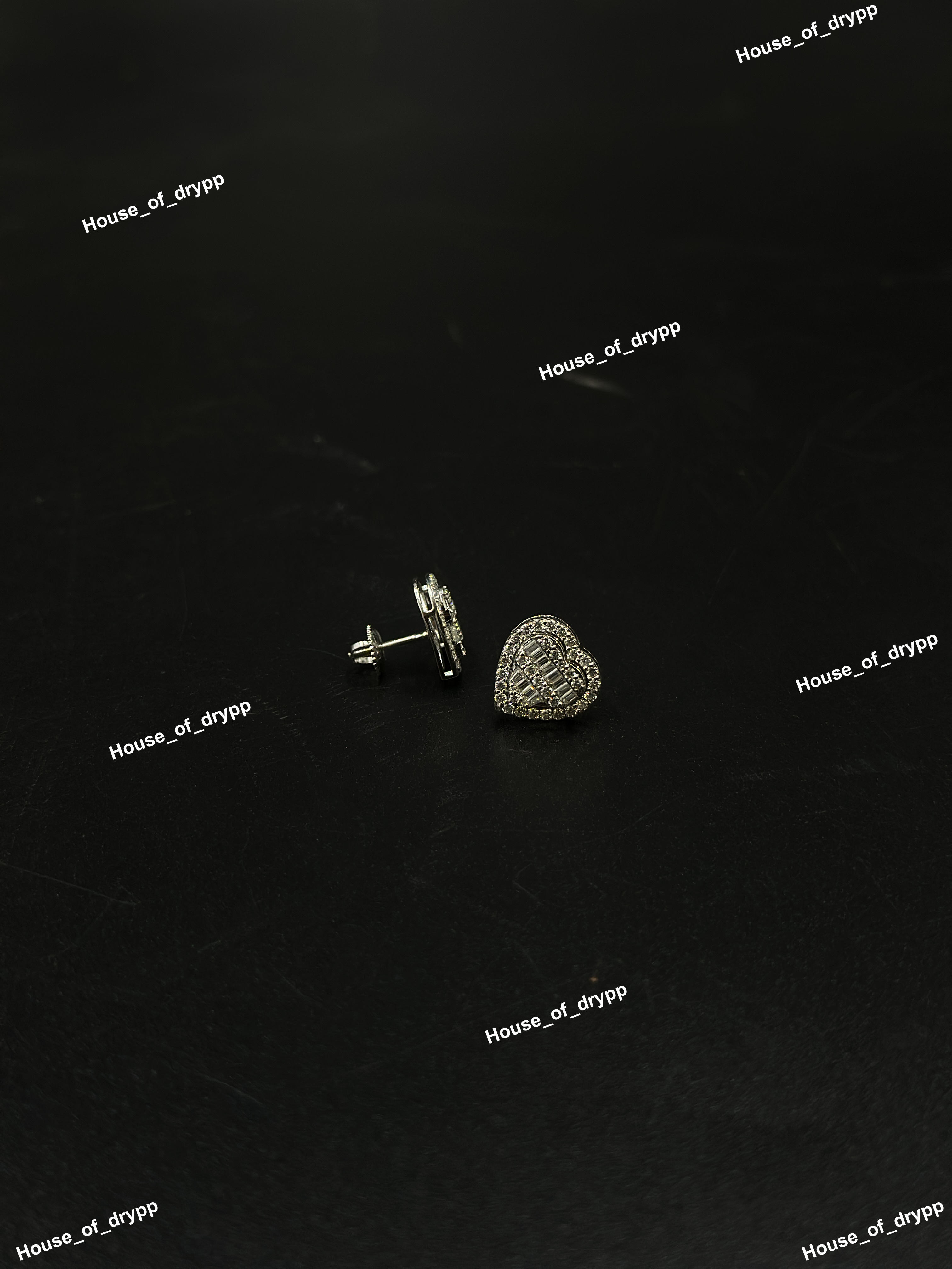 ตามที่แสดงในภาพ