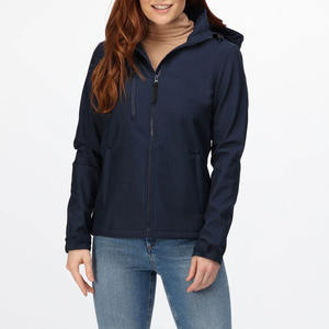 2025 nueva chaqueta Softshell personalizada de alta calidad para mujer 94% poliéster 6% Spandex chaqueta de invierno de tela cálida de tres capas para mujer - Product Image 5
