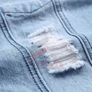 Nouveau design de veste en jean pour hommes veste d'hiver en jean de couleur unie streetwear veste en jean pour hommes - Product Image 4