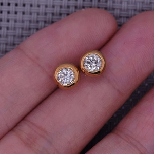 Nouveauté 1.0CTW VVS 18k jaune or coupe Moissanite Solitaire boucles d'oreilles femmes fête bijoux cadeau - Product Image 1