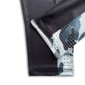 Camiseta de Compresión Deportiva para Hombre, Tejido de 300g, Estilo Casual, Logotipo Frontal Sublimado, Ropa Deportiva Elegante - Product Image 4