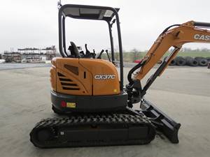 รถขุดขนาดเล็ก CASE CX37C 3 ตัน แบบตีนตะขาบ ขนาดกะทัดรัด บุ้งกี๋ 0.12 ลบ.ม. เครื่องยนต์ดีเซล สำหรับงานก่อสร้าง - Product Image 2