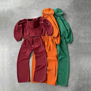 Survêtement sur mesure pour homme, tissu confortable et respirant avec logo personnalisé - Product Image 4