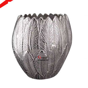 2025 vase à fleurs décoratif en aluminium en métal de haute qualité pour restaurant et bar d'hôtel - Product Image 5