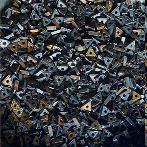 Entrega Rápida: Chatarra de Carburo de Tungsteno Puro Grado HMS Forma ASH en Venta, Ideal para Necesidades de Fabricación Urgente y Reciclaje - Product Image 4