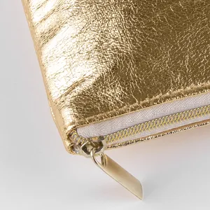 Set Regalo Aziendale Bassano con Pochette Personalizzata in Similpelle e Accessori - Product Image 3