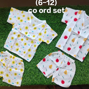 Vente en gros de débardeurs décontractés avec boutons pour nouveaux-nés décontractés 100% coton fabricant indien - Product Image 1