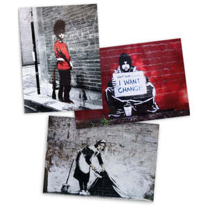 Ensemble d'affiches d'art mural graffiti Banksy II Décoration murale en papier - Product Image 1