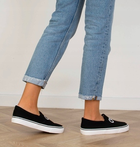 Zapatos de lona negros sin cordones para mujer con diseño de cadena blanca-Pisos casuales para uso diario - Product Image 4