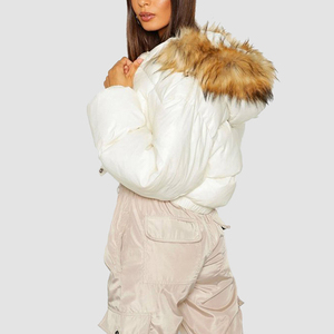 Precio barato rentable nuevo diseño OEM Popular de alta calidad grueso abajo mujer Crop Puffy Puffer Coat Jacket - Product Image 2