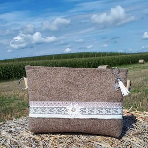 Nuevos bolsos tradicionales Lederhosen Octoberfest, bolso de moda para mujer, bolso Trachten de diseño de alta calidad - Product Image 2