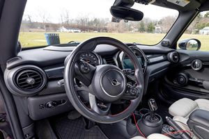Mini Cooper S Convertible USADO de 2020 - Product Image 2