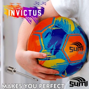 ลูกฟุตบอลหนังคุณภาพสูง ขนาดและน้ำหนักมาตรฐาน ทนทาน เย็บมือ ผลิตในปากีสถาน เหมาะสำหรับการแข่งขันและการฝึกซ้อม - Product Image 5
