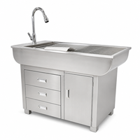 Table de traitement vétérinaire en acier inoxydable avec évier, robinet, tiroirs, armoire et filtre de drainage pour clinique vétérinaire et hôpital animalier