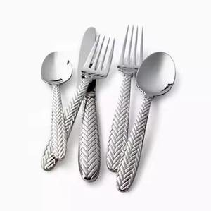 ชุดช้อนส้อมโลหะสุดหรูชุดมีดส้อมสแตนเลสชุดเครื่องใช้บนโต๊ะอาหารที่หรูหราสำหรับใช้ในบ้านห้องครัวห้องอาหารและร้านอาหาร - Product Image 2