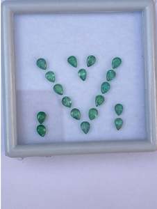 Piedra de Esmeralda Cabujón de Alta Calidad, Corte Natural a Mano, Corte de Precisión, Gema Verde para Joyería - Product Image 3