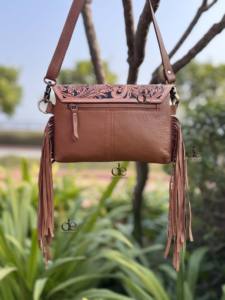 Sac à bandoulière en cuir de vachette à franges, style western, cuir travaillé à la main, sac à bandoulière bohème gypsy, sacs multi-usages faits à la main - Product Image 4