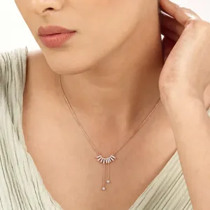 Collier pendentif Arinya Flowline en or rose et diamants - Product Image 2