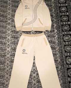 ชุดวอร์มลำลองสำหรับผู้ชายผ้าคอตตอน100% สีพื้นเป็นมิตรต่อสิ่งแวดล้อมใส่สบายระบายอากาศได้ดี - Product Image 1