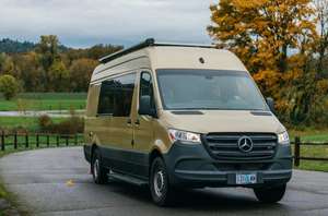 Trouver un icône similaire pour le camping-car Mercedes-Benz Sprinter 4500 2020 avec 25QW. - Product Image 4