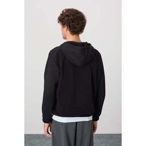 เสื้อสเวตเชิ้ตผ้าฟลีซสีดำทรงมาตรฐานสำหรับผู้ชาย Air Jones - อบอุ่น สวมใส่สบาย และมีสไตล์สำหรับการสวมใส่แบบลำลอง - Product Image 6