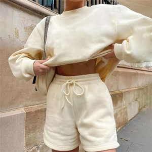 Conjuntos de verano para mujer, conjuntos de camiseta y pantalones cortos, conjunto corto de 2 piezas de verano para mujer, conjuntos de pantalones cortos de motorista en blanco, pantalones cortos personalizados para mujer - Product Image 5
