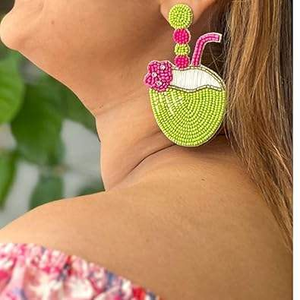 Boucles d'oreilles pendantes perlées multi-roses vibrantes avec broderie à la main unique - Product Image 3