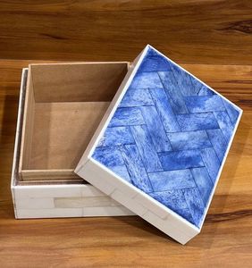Caja de almacenamiento con incrustaciones de hueso moderna de alta calidad, organizador de joyas de madera blanca y azul, patrón cuadrado, uso de regalo multiusos, artesanías HF - Product Image 1