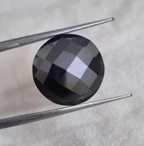 Belle 2 pcs de Moissanite noire Rose Cut 13.84 CTS Diamond Making Moissanite Diamond Pendant - Product Image 1