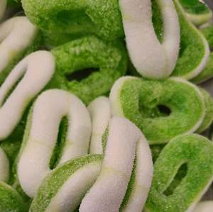 Anneaux de pomme lyophilisés de qualité supérieure 55g vente chaude, prix d'usine de gros, collation de fruits croustillants, friandises en vrac saines et délicieuses - Product Image 2