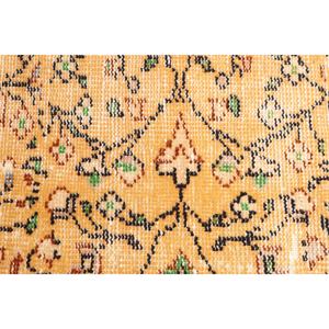 Tapis turc vintage 3,3x6,3 pi (102x193 cm), tapis oriental en laine jaune - Product Image 5