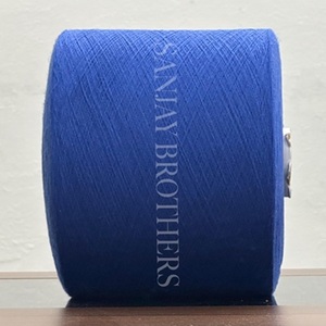 Hilo completo de algodón cardado de poliéster mezclado de algodón reciclado 100% de alta calidad para tejer y tejer patrón crudo - Product Image 1