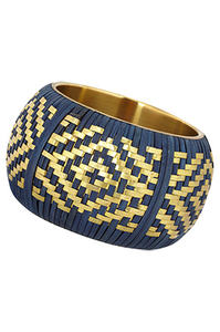 Brazaletes Elegantes de Latón con Toque Antiguo - Product Image 4