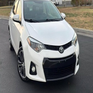 Toyota Corolla S 2016 d'occasion en bon état, boîte manuelle - Product Image 1