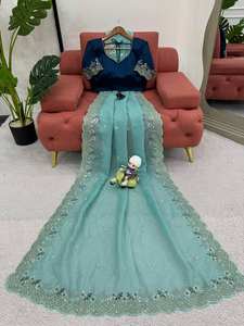 ชุดส่าหรีผ้าไหมแท้นิ่มสีฟ้าสำหรับงานแต่งงานงานปักลวดลายสวยงาม - Product Image 3