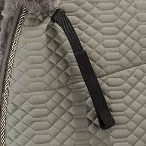 Échantillon gratuit 2026 Nouveauté Tapis de selle de dressage matelassé carré en coton pour l'équitation anglaise Service OEM ODM - Product Image 5