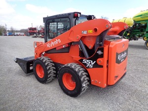 รถตักล้อยางขนาดเล็ก Kubota SSV75 เครื่องยนต์ดีเซล 75 กิโลวัตต์ แรงยกสูง รุ่นกะทัดรัด - Product Image 4