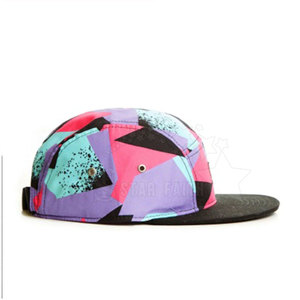 Chapeaux Snapback en coton réglables de qualité supérieure Logo personnalisé Vente en gros Style de sport de plein air décontracté pour hommes et femmes Tissu en toile - Product Image 4