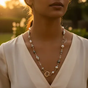 Collar de Moda para Mujer, Cuentas Plateadas, Oro, Rodio, Titanio, para Boda, Fiesta, Compromiso, con Incrustaciones de Diamantes, Forma de Luna - Product Image 3